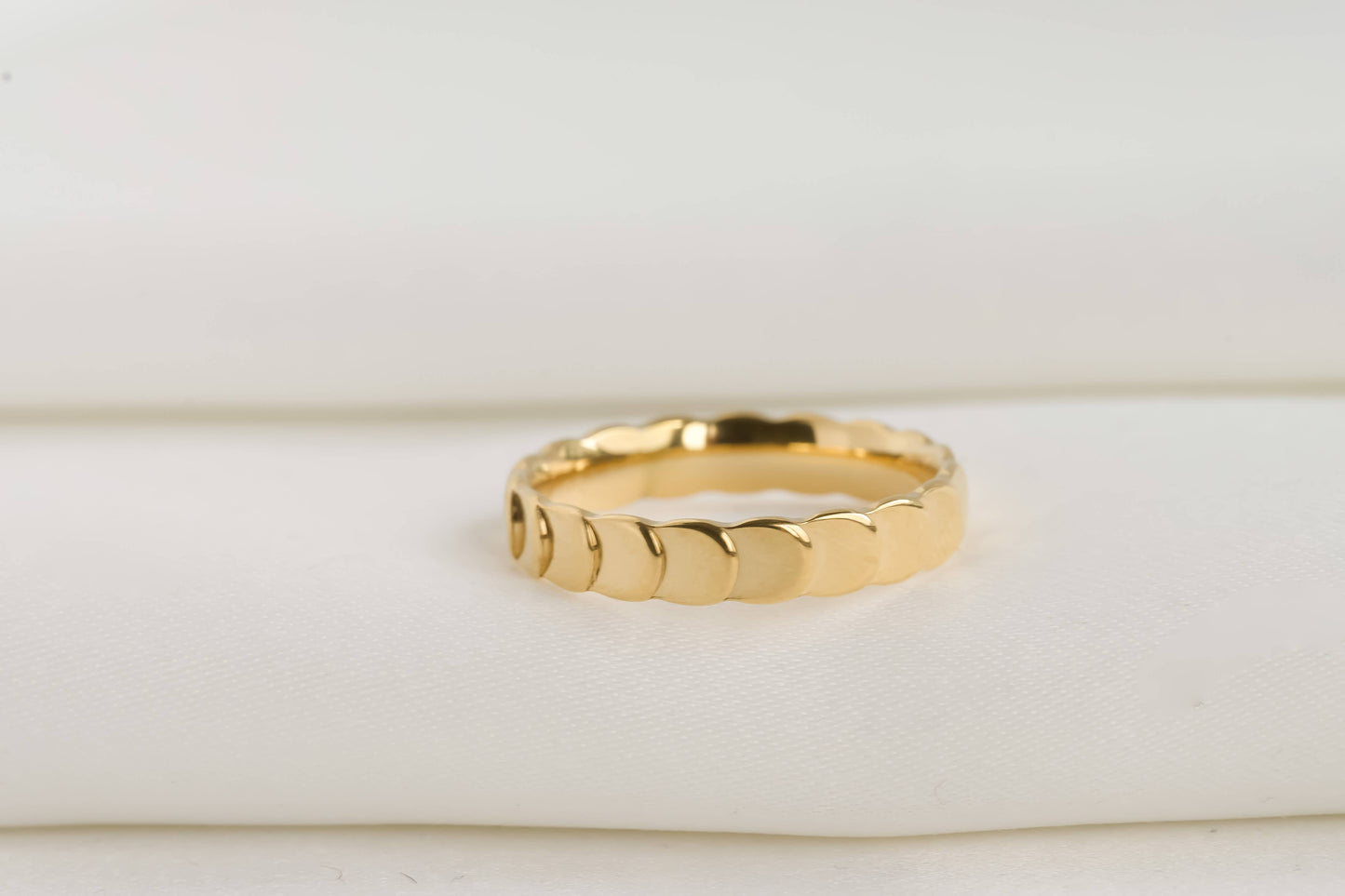 Mirror Link Gold Ring